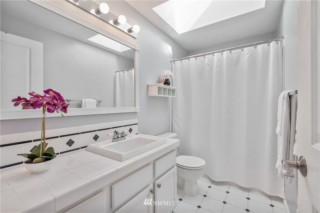 15006 Southeast 145th Place Renton, WA 98059 - Photo 28 of 40 Gallery Image 28