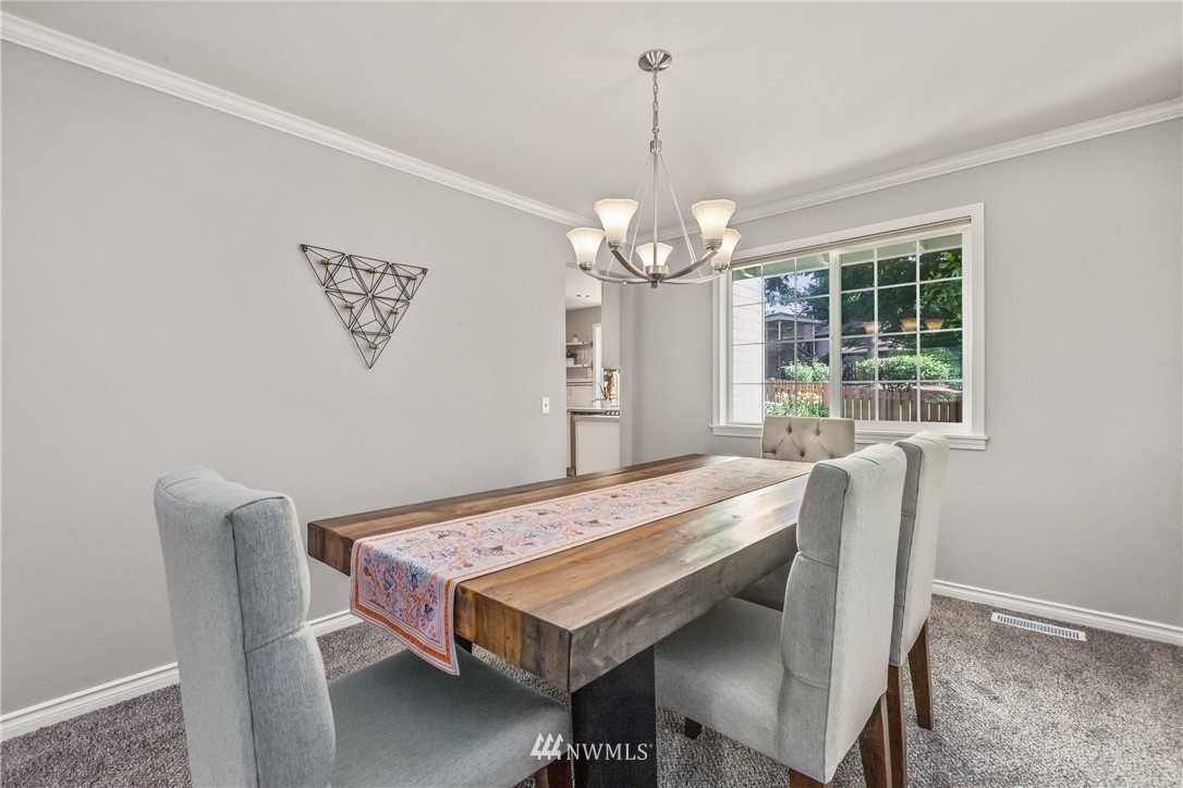 15006 Southeast 145th Place Renton, WA 98059 - Photo 8 of 40 Gallery Image 8