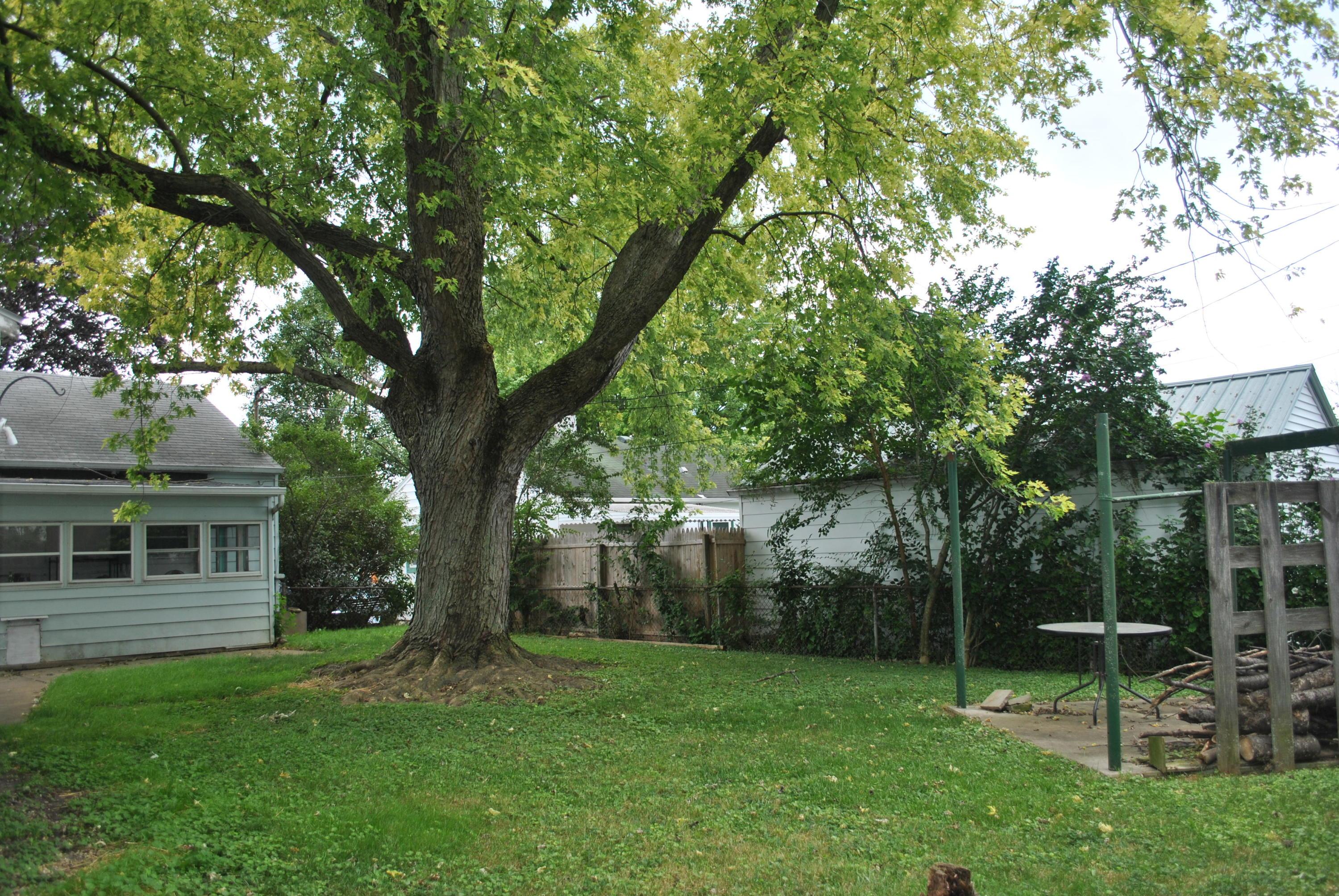 2424 Mayfair Drive Springfield, OH 45505 - Photo 16 of 16