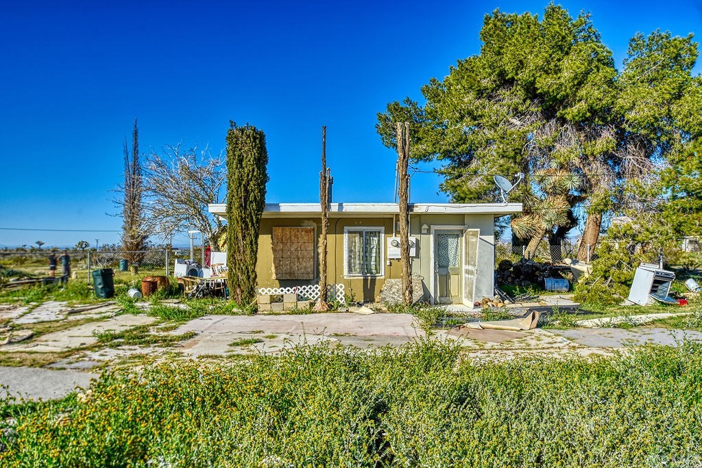 9070 Sunset Road Phelan, CA 92371 - Photo 12 of 28