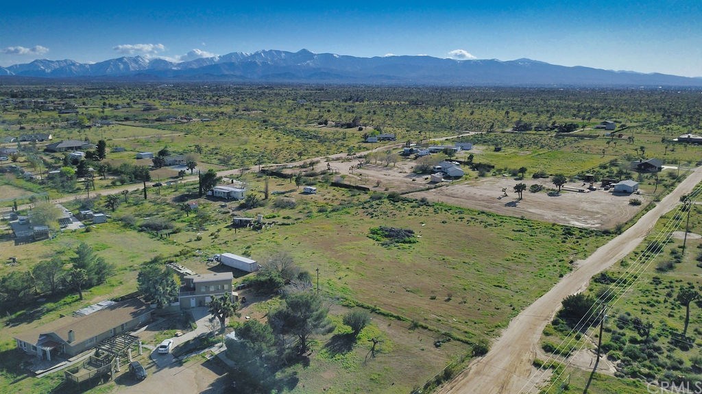 9070 Sunset Road Phelan, CA 92371 - Photo 23 of 28