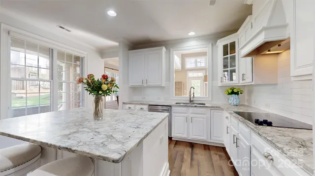 $849,900 | 11724 Easthampton Circle, Charlotte, NC 28277