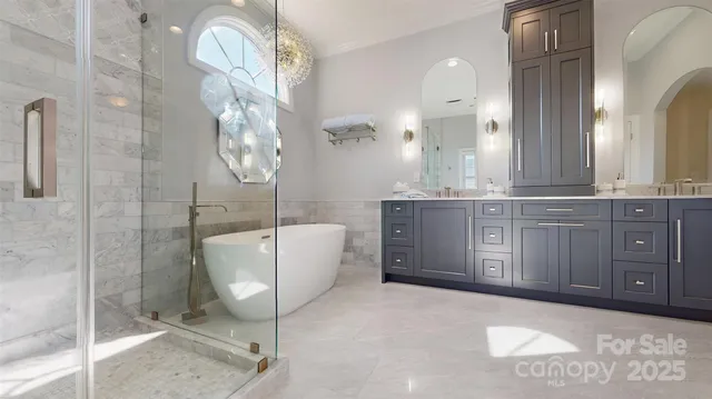 $849,900 | 11724 Easthampton Circle, Charlotte, NC 28277