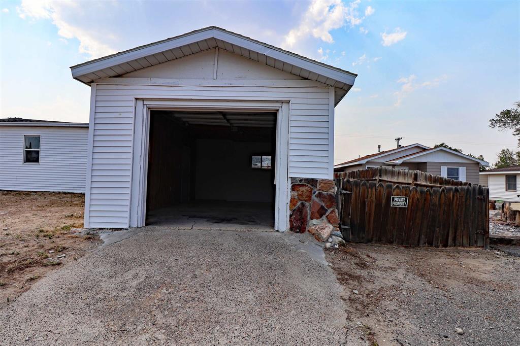 204 West 5 Street Shoshoni, WY 82649 - Photo 9 of 32 Gallery Image 9