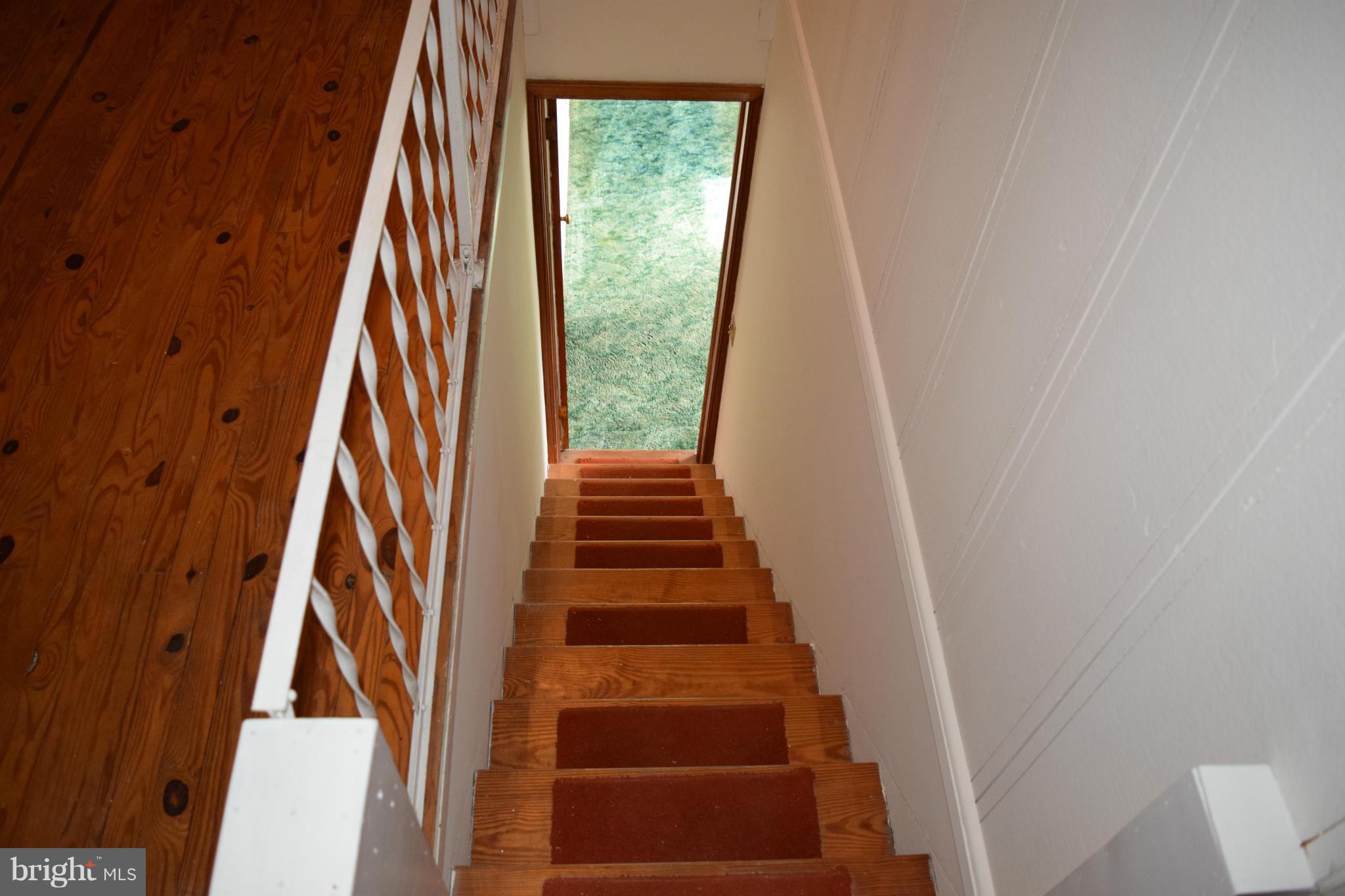 314 Worton Road Baltimore, MD 21221 - Photo 21 of 30 a view of entryway