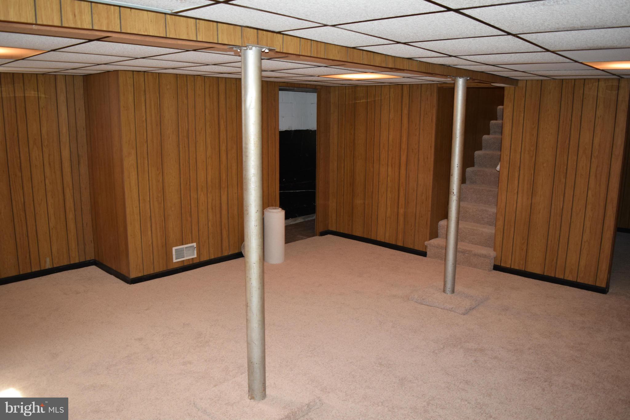 314 Worton Road Baltimore, MD 21221 - Photo 24 of 30 a view of an empty room with entrance