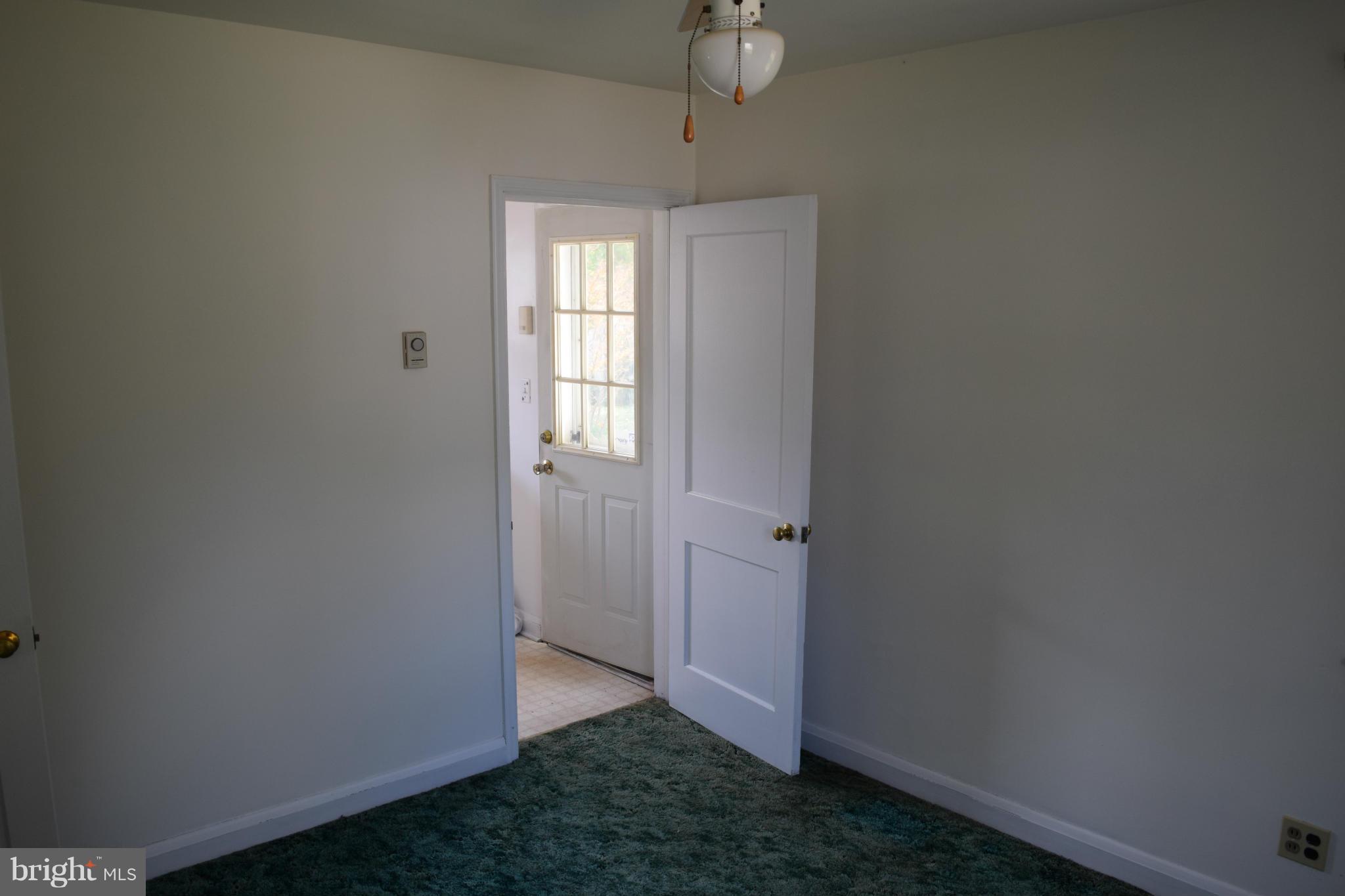 314 Worton Road Baltimore, MD 21221 - Photo 9 of 30