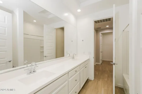 $2,775 | 1219 East Glass Lane, Phoenix, AZ 85042