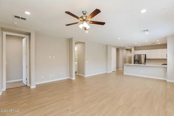 $2,775 | 1219 East Glass Lane, Phoenix, AZ 85042