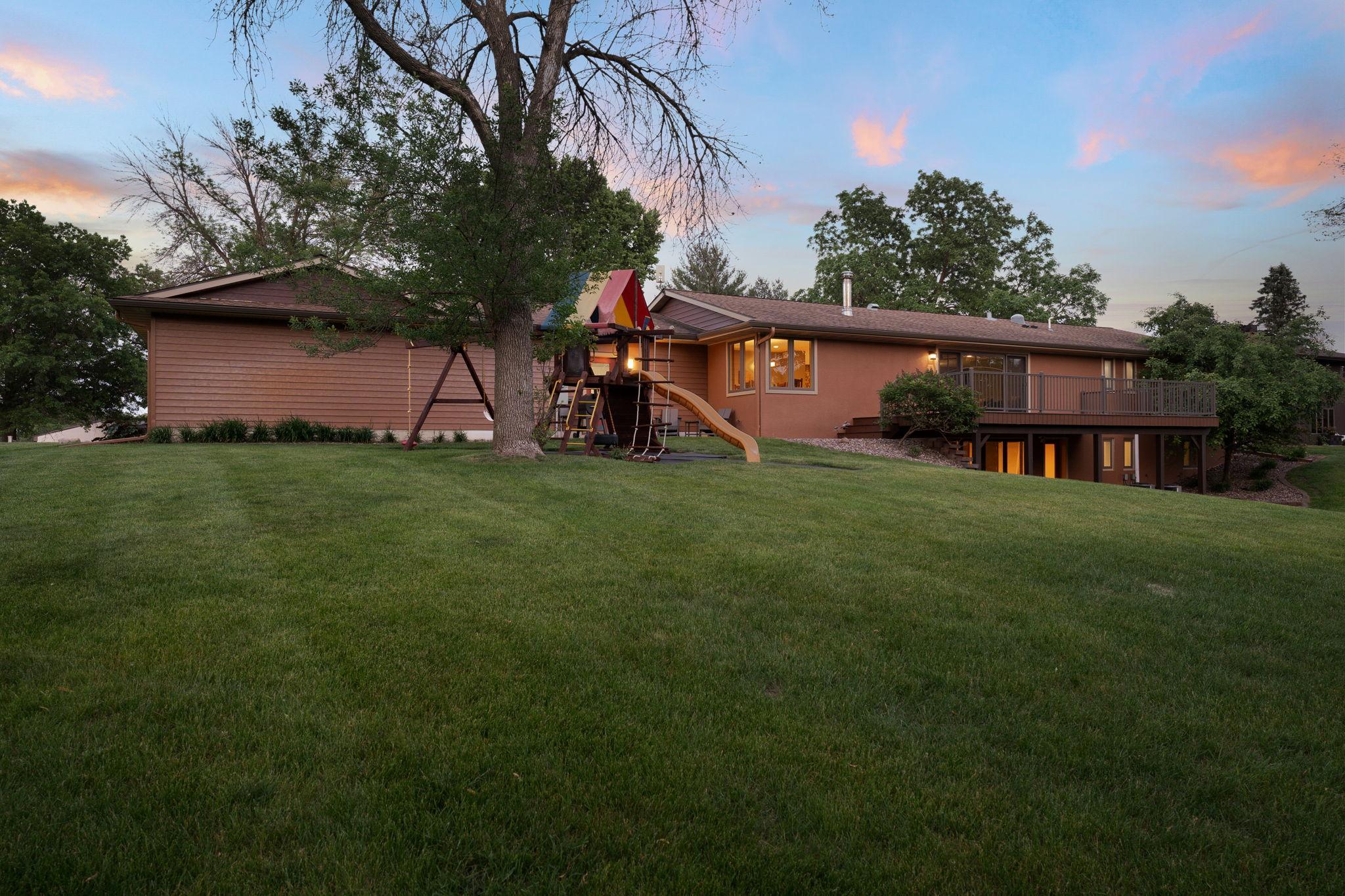 706 23rd Street Southwest Austin, MN 55912 - Photo 33 of 45