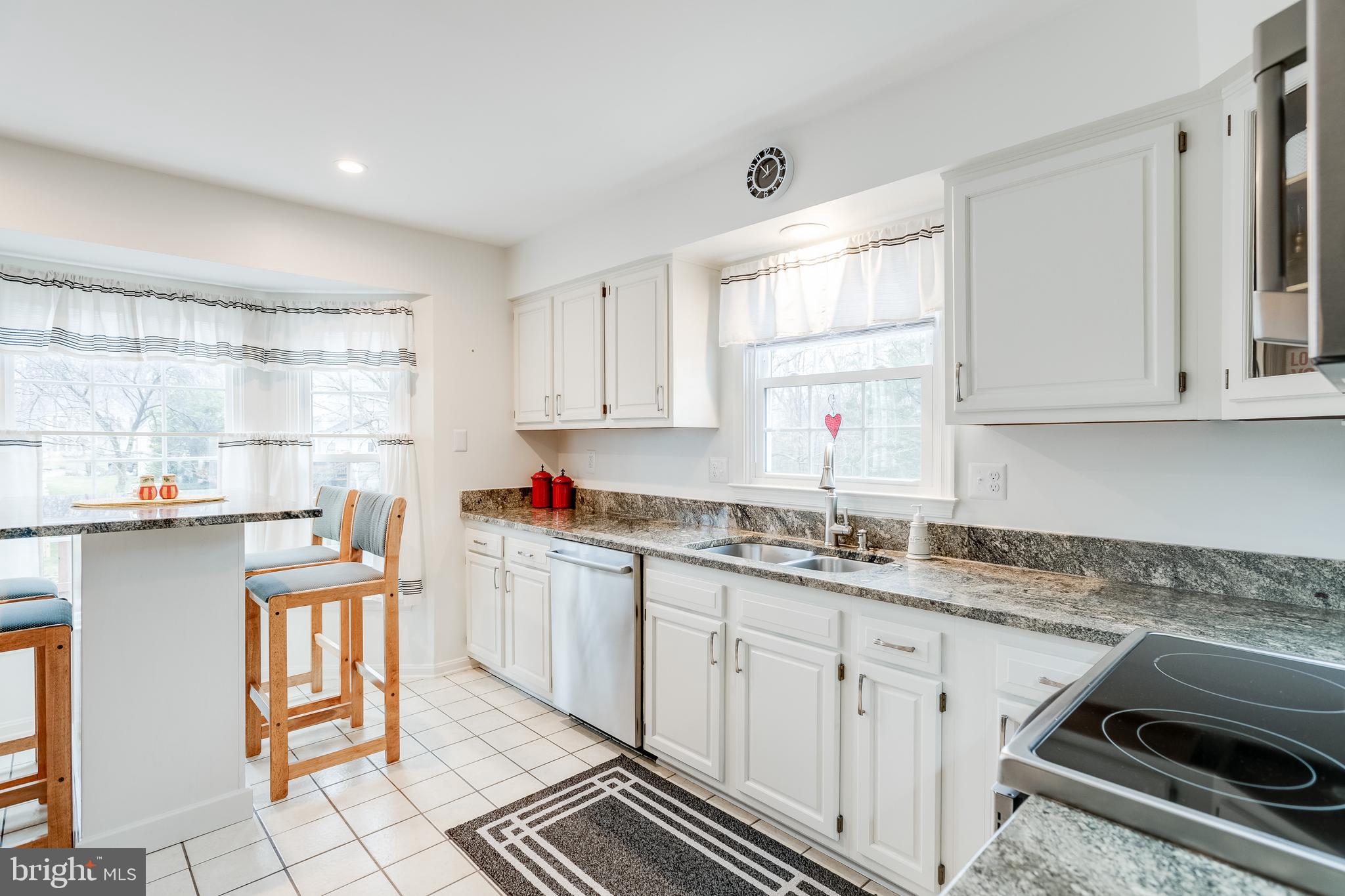 13905 Wild Raspberry Court Gainesville, VA 20155 - Photo 13 of 46 Gallery Image 13