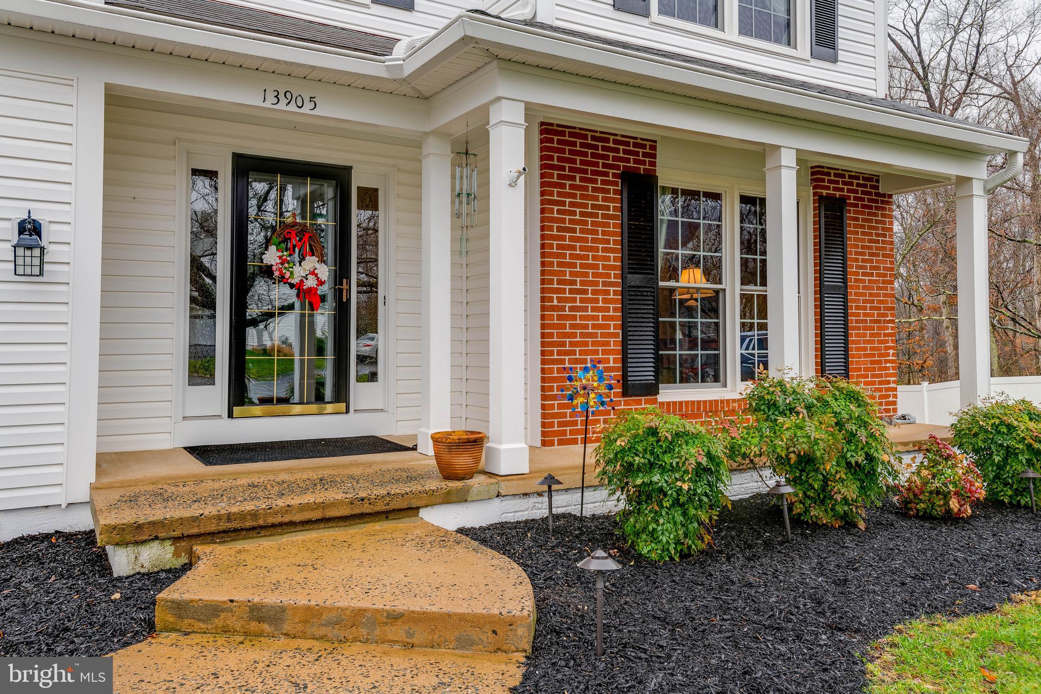 13905 Wild Raspberry Court Gainesville, VA 20155 - Photo 4 of 46 Gallery Image 4
