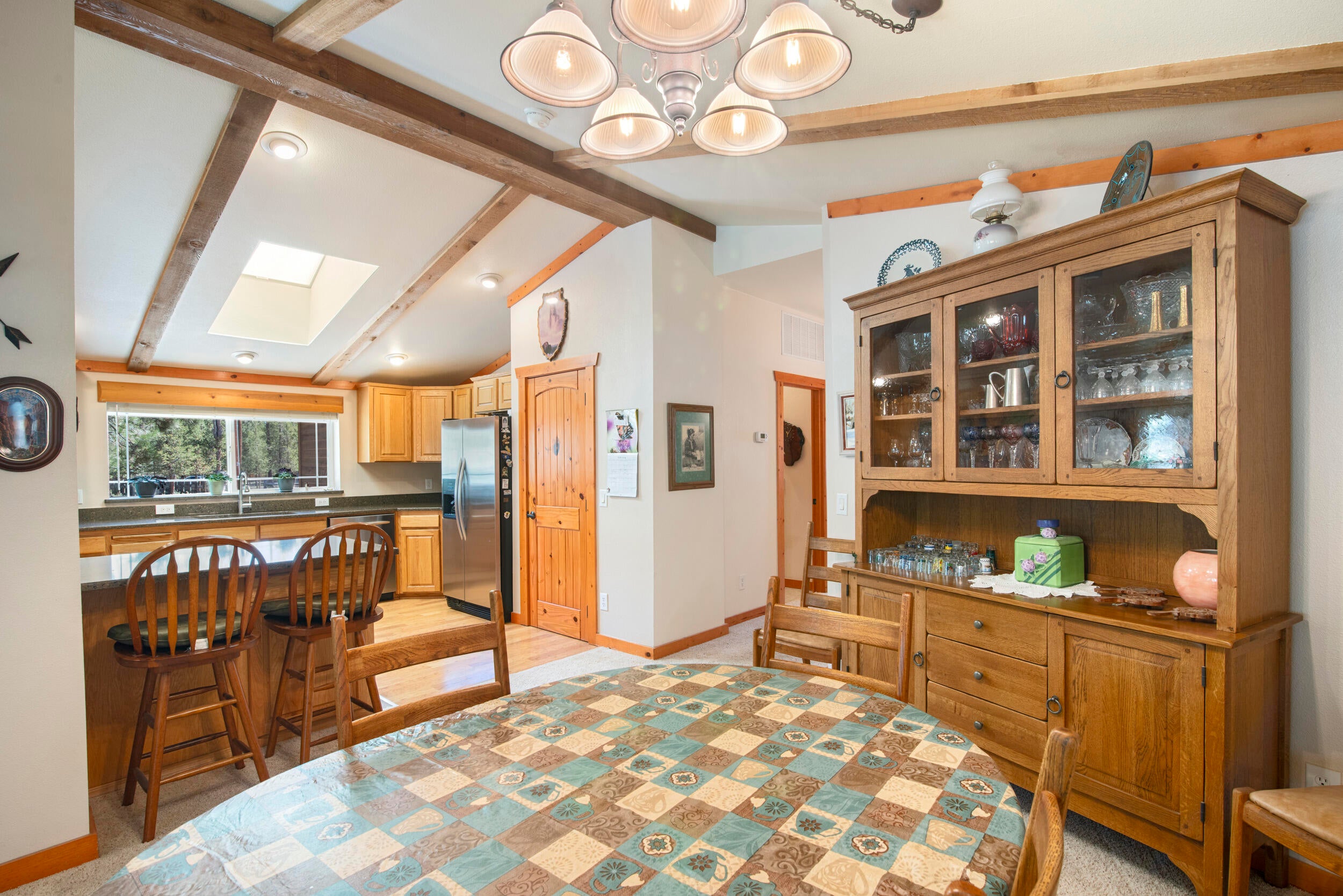 1838 Rector Drive La Pine, OR 97739 - Photo 20 of 69 dining room