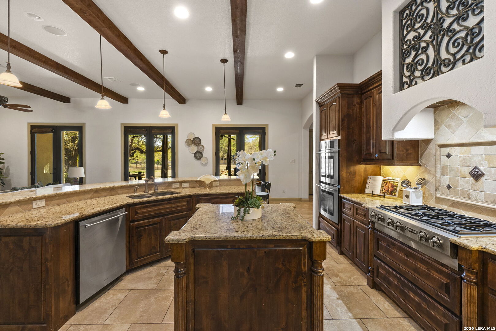 8518 Wild Trace Garden Ridge, TX 78266 - Photo 20 of 57