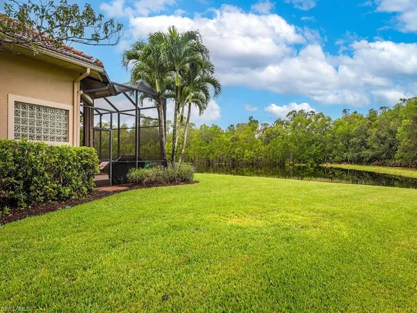 $1,490,000 | 1749 Supreme Court, Naples, FL 34110