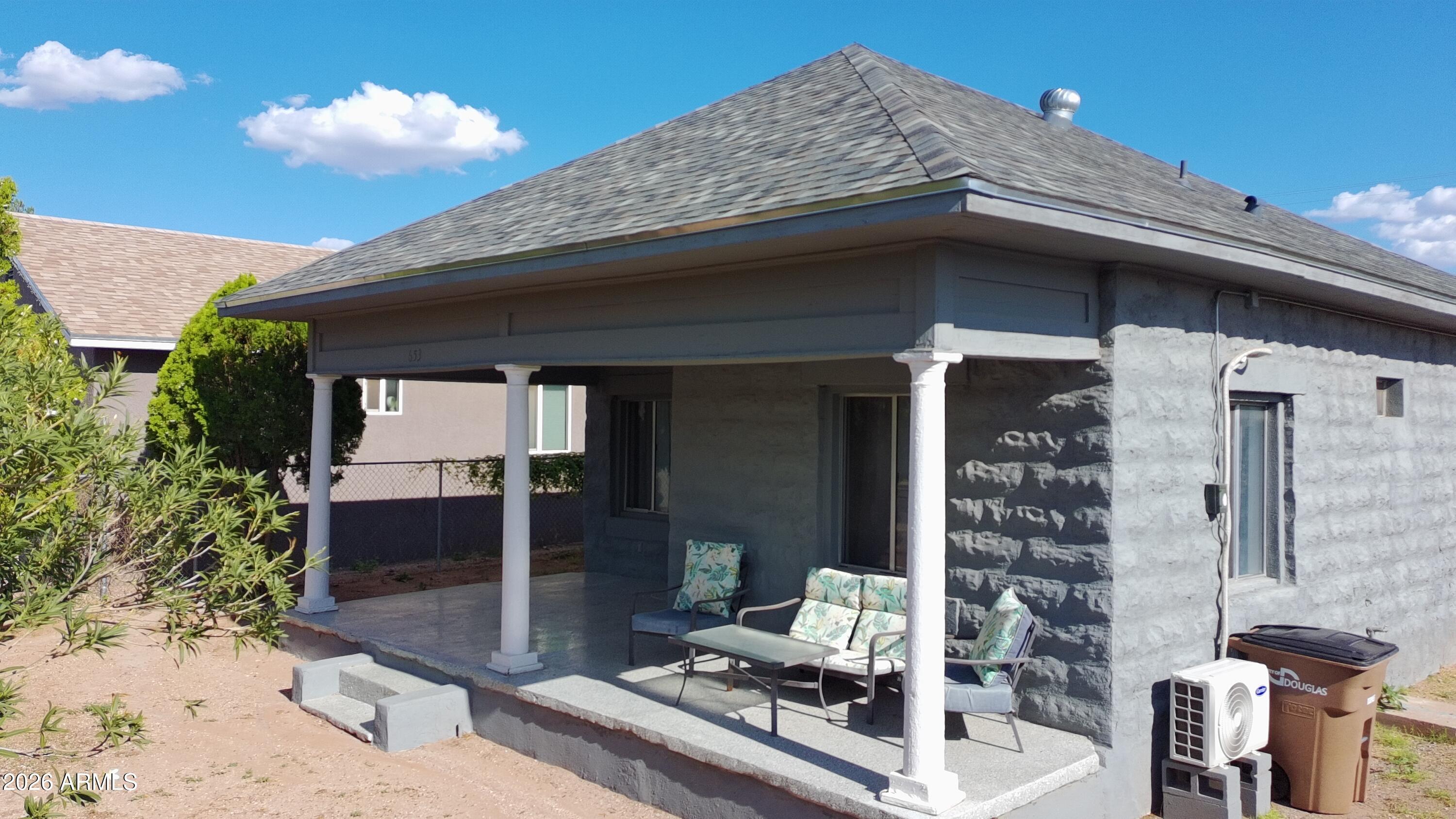 653 East 18th Street Douglas, AZ 85607 - Photo 6 of 16 PTSC_0030