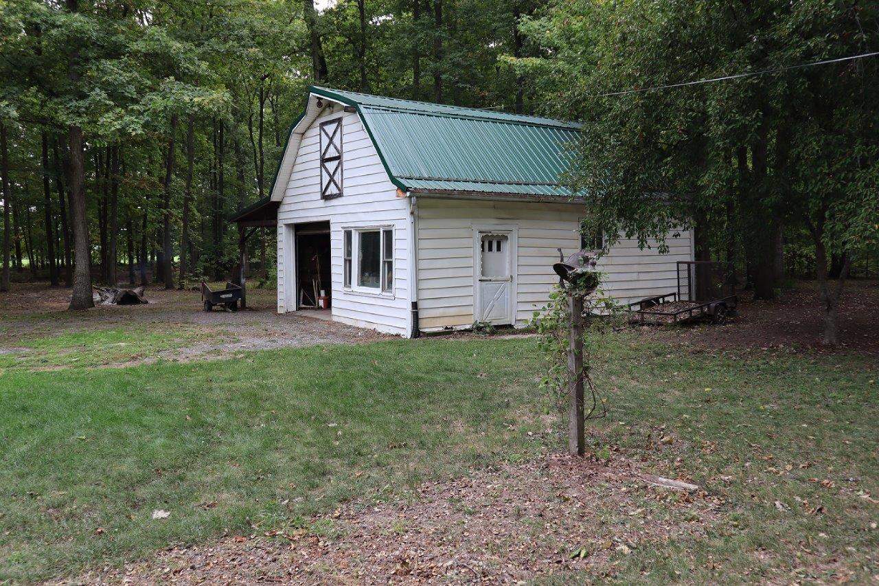 2611 West Dupont Road Fort Wayne, IN 46818 - Photo 12 of 36