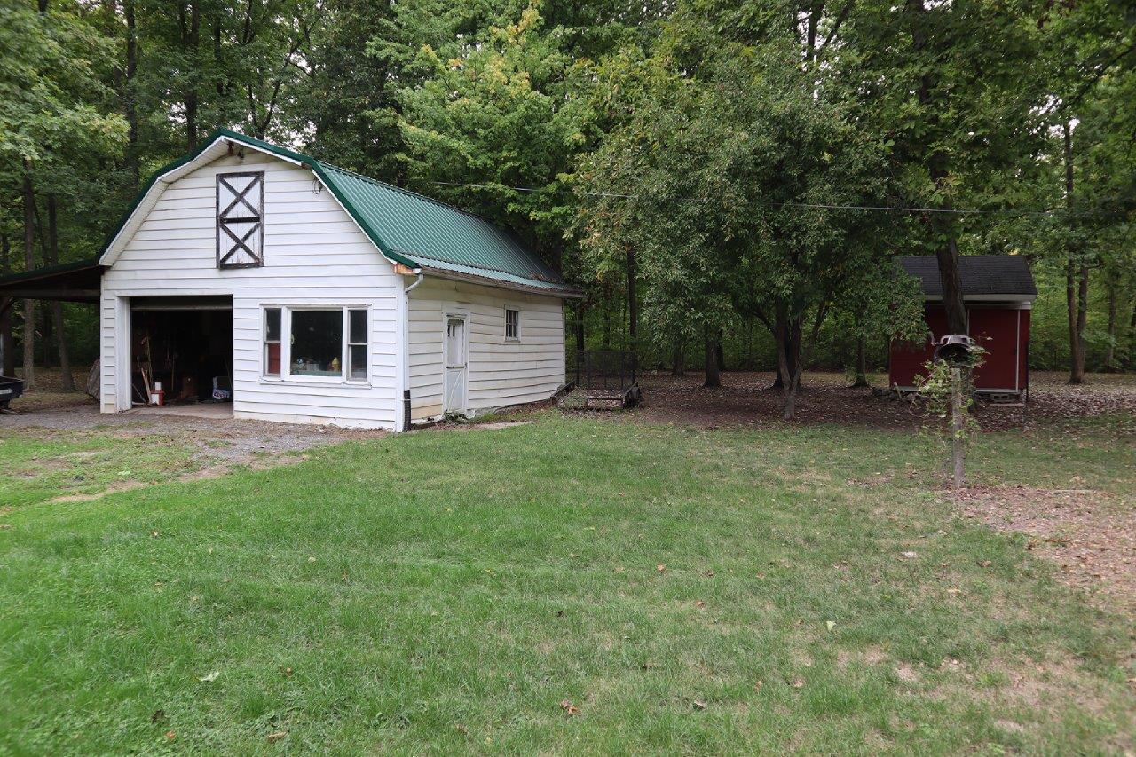 2611 West Dupont Road Fort Wayne, IN 46818 - Photo 13 of 36