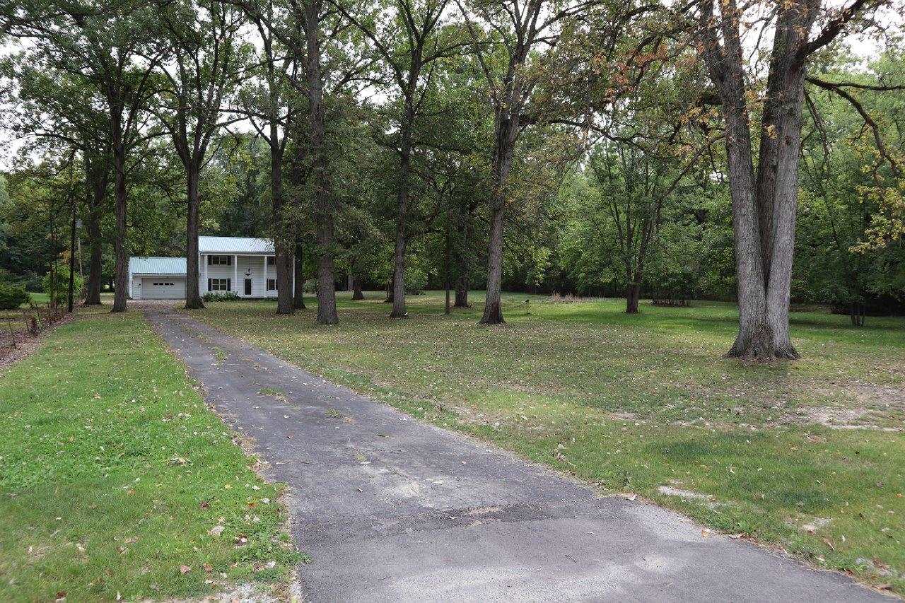 2611 West Dupont Road Fort Wayne, IN 46818 - Photo 6 of 36