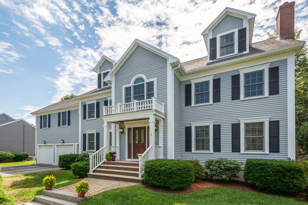 5 Old Farm Road Woburn, MA 01801 - Photo 1 of 3 Gallery Image 1
