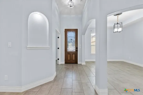$565,000 | 127 Medlar Drive, Cedar Creek, TX 78612