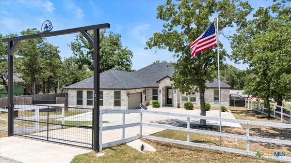 $565,000 | 127 Medlar Drive, Cedar Creek, TX 78612