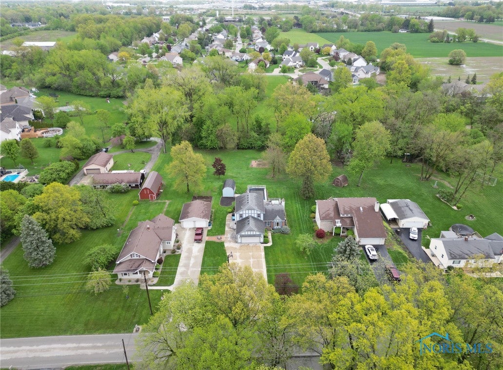 30272 Bates Road Perrysburg, OH 43551 - Photo 42 of 47 Gallery Image 42