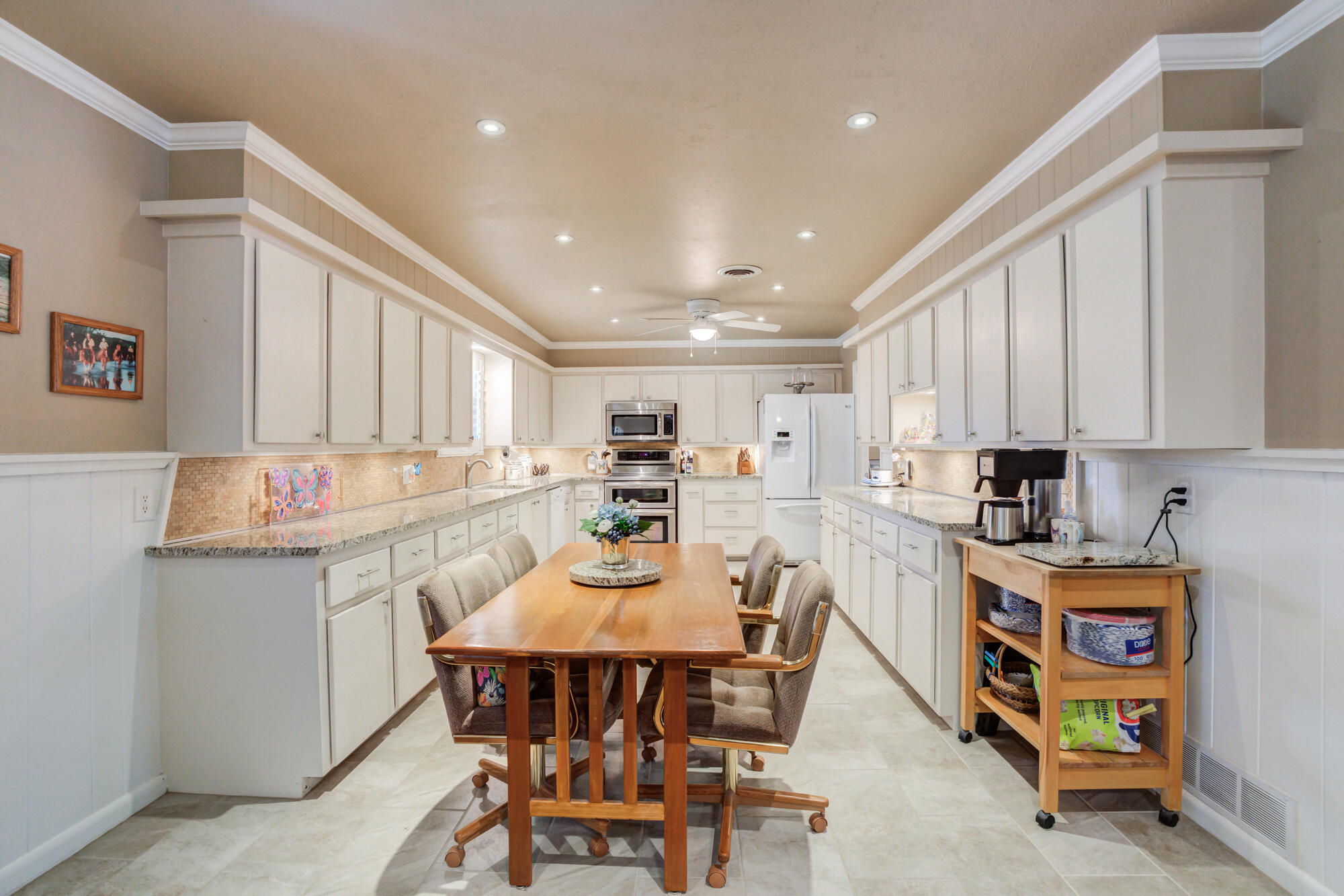3403 48th Street Lubbock, TX 79413 - Photo 7 of 38 DSC07231_2_3_4_5