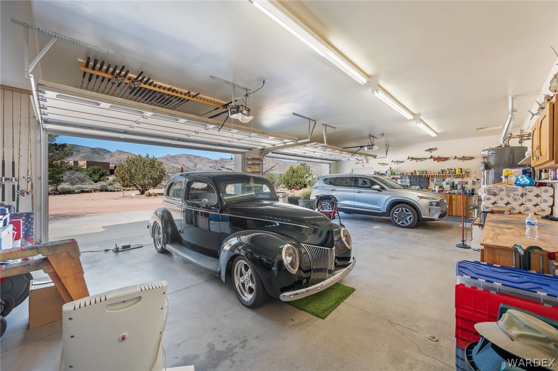 5840 North Cedar Ridge Lane Kingman, AZ 86409 - Photo 66 of 89 Garage