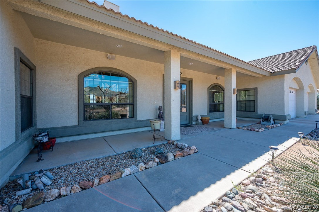 5840 North Cedar Ridge Lane Kingman, AZ 86409 - Photo 9 of 89 Entry