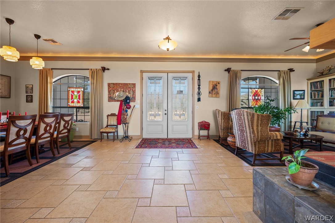 5840 North Cedar Ridge Lane Kingman, AZ 86409 - Photo 10 of 89 Entry