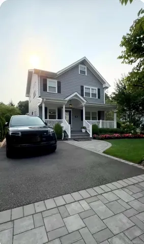 $10,000 | 42 Franklin Avenue, Glen Cove, NY 11542