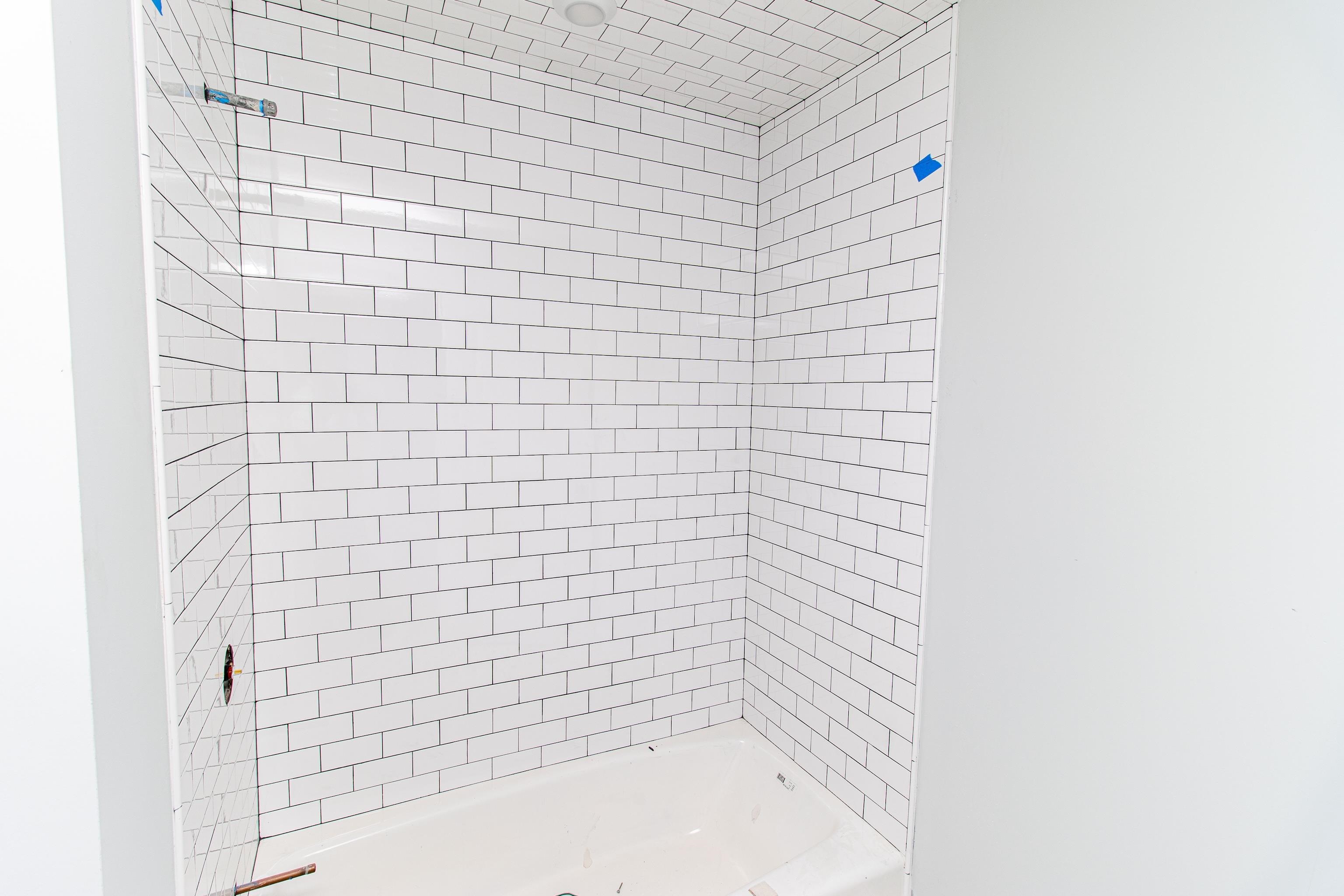 178 33rd Avalon, NJ 08202 - Photo 5 of 21 a bathroom with a shower