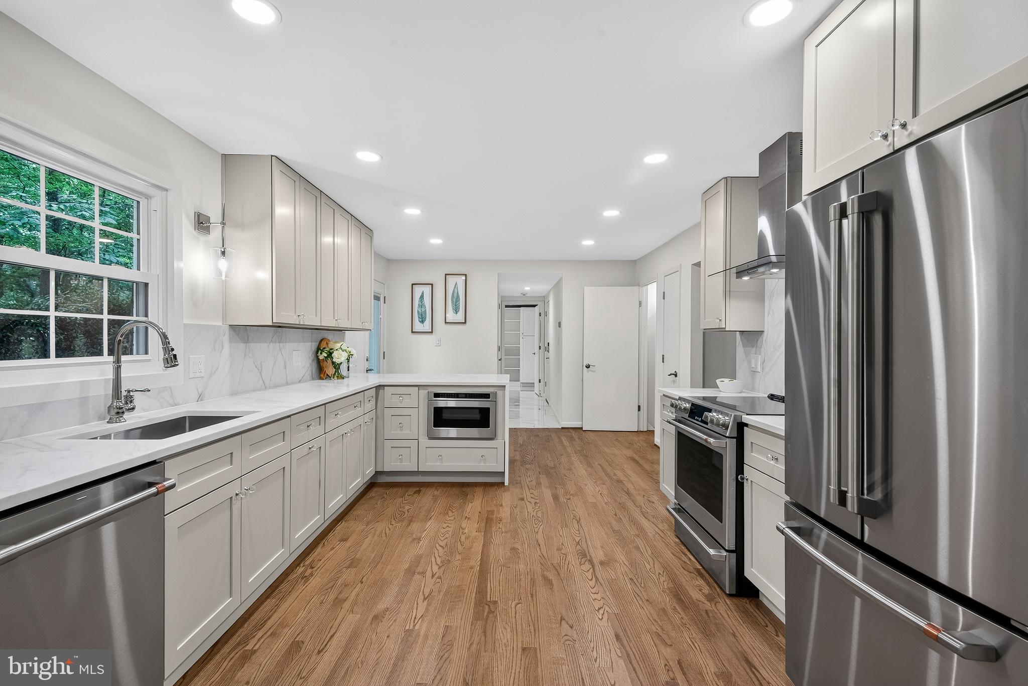 2511 Charlestown Lane Reston, VA 20191 - Photo 34 of 54