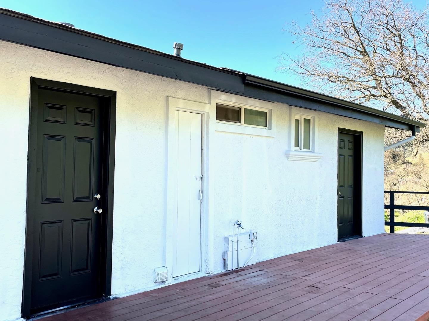 9220 Burchell Road Gilroy, CA 95020 - Photo 3 of 26