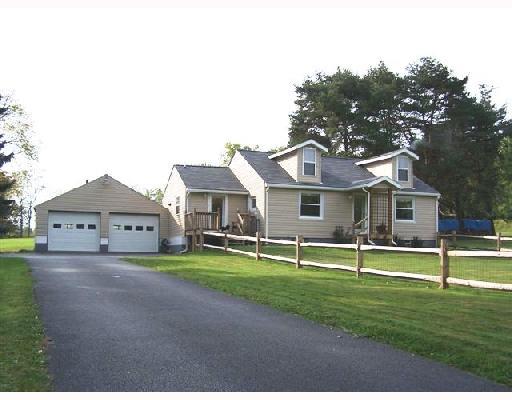 418 Gardner Center Road New Castle, PA 16101 - Photo 1 of 1 Exterior Front.