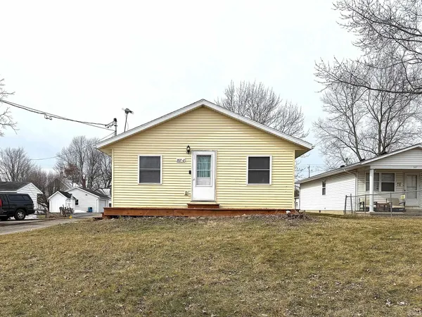 $120,000 | 307-2 North Morris Street, Farmland, IN 47340