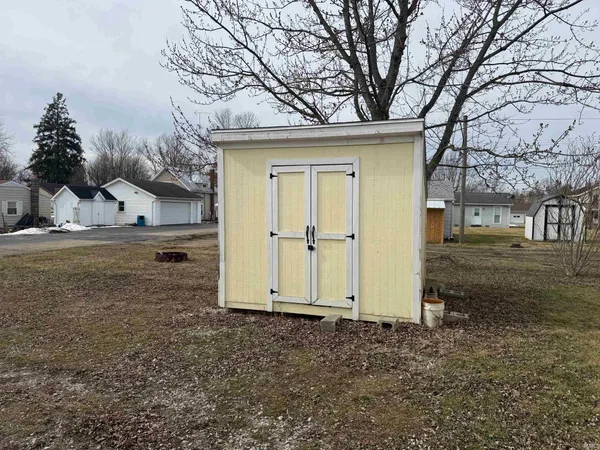 $120,000 | 307-2 North Morris Street, Farmland, IN 47340