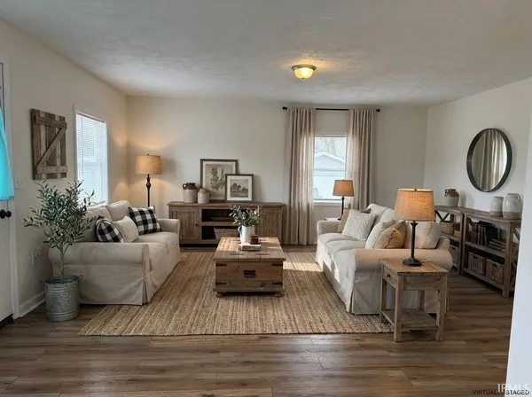 $120,000 | 307-2 North Morris Street, Farmland, IN 47340