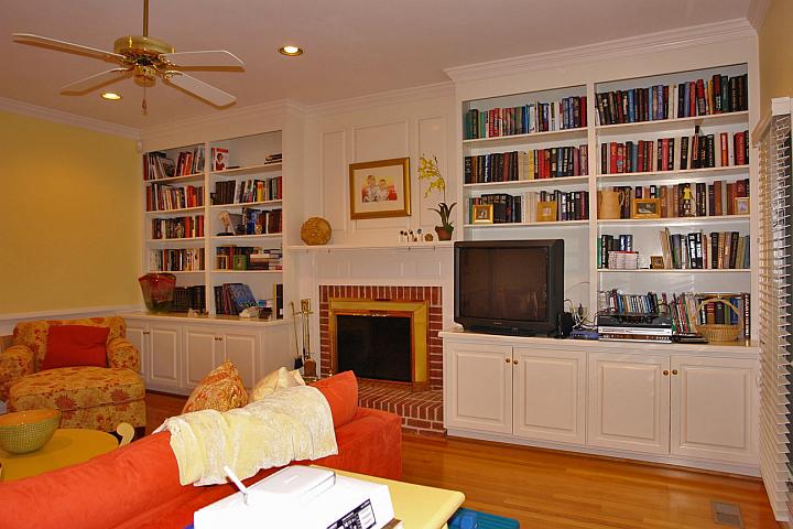 3945 Winding Way Road Southwest Roanoke, VA 24015 - Photo 11 of 35 living room