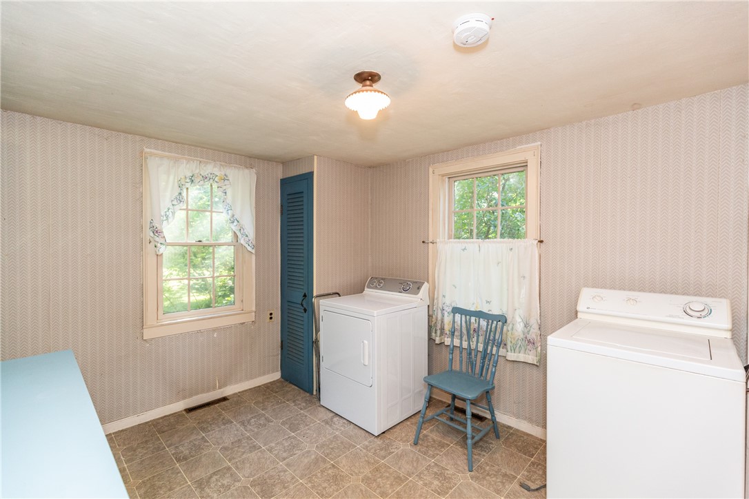 30 Dexter Road Scituate, RI 02857 - Photo 13 of 49