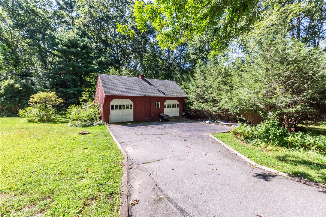 30 Dexter Road Scituate, RI 02857 - Photo 4 of 49