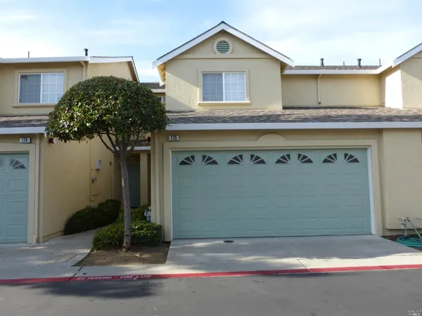 $2,500 | 175 Rogue Court, Fairfield, CA 94534