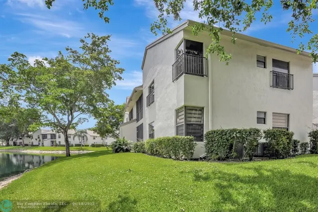$279,777 | 4746 Northwest 22nd Street, Unit 4296, Coconut Creek, FL 33063