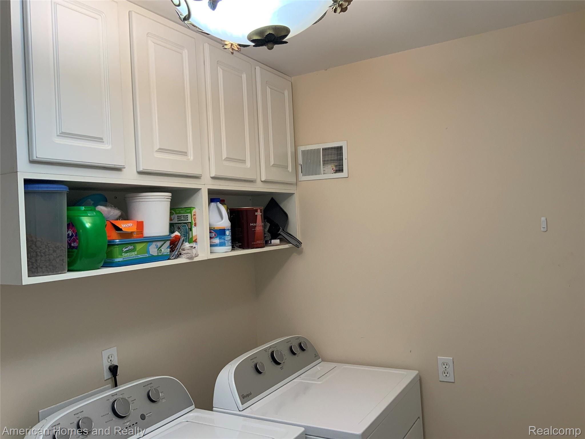 2045 Hasler Lake Road Lapeer, MI 48446 - Photo 27 of 35 74B8ACE4-1195-4742-BCC6-3FAEF73EFF14.jpeg