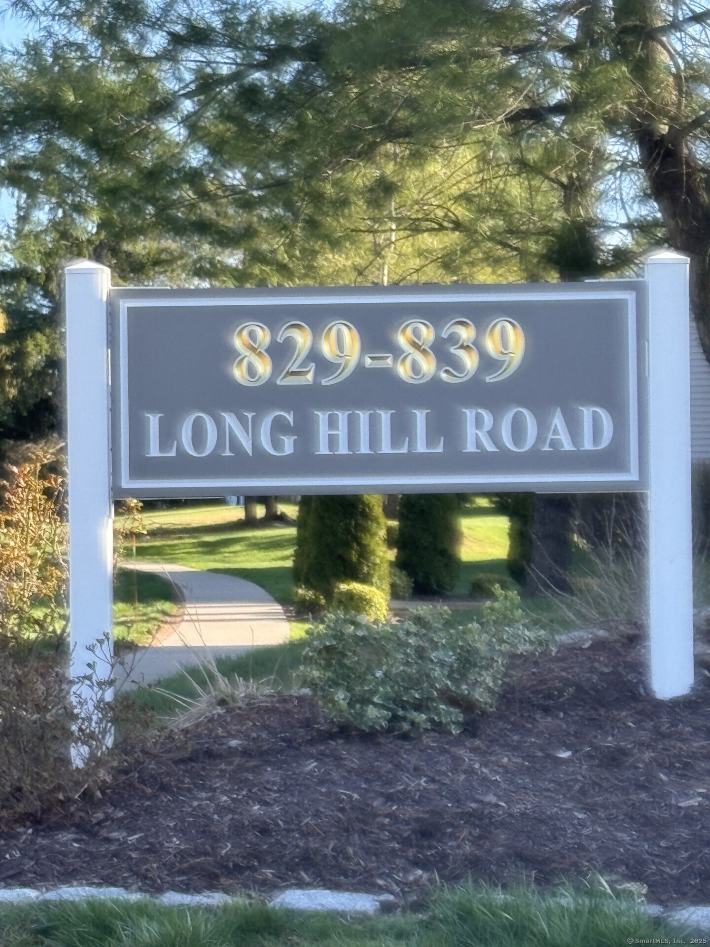 Beautiful Updated condo complex