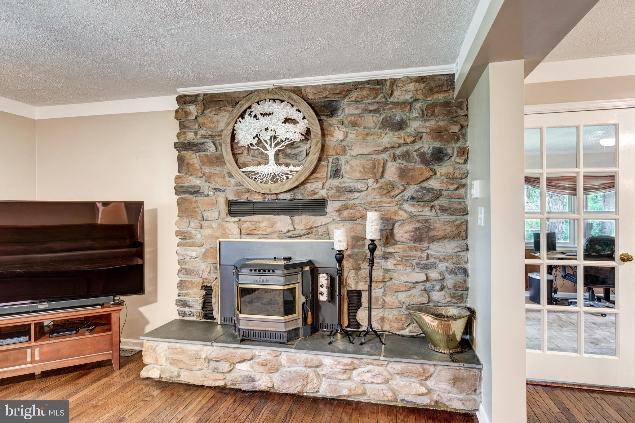622 Stone Road Westminster, MD 21158 - Photo 16 of 76 Pellet Stove