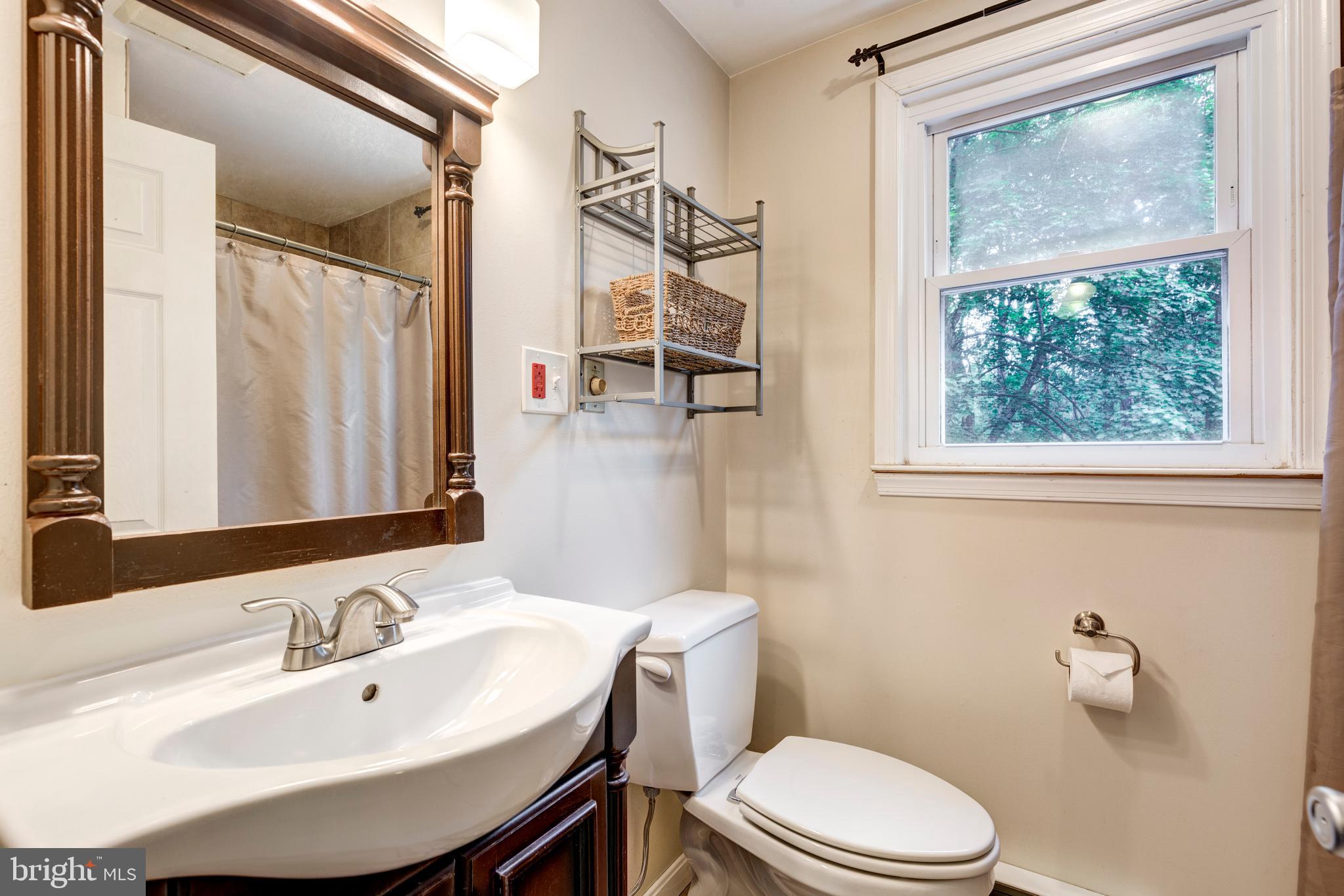 622 Stone Road Westminster, MD 21158 - Photo 42 of 76 Full Bath 3 on upper level