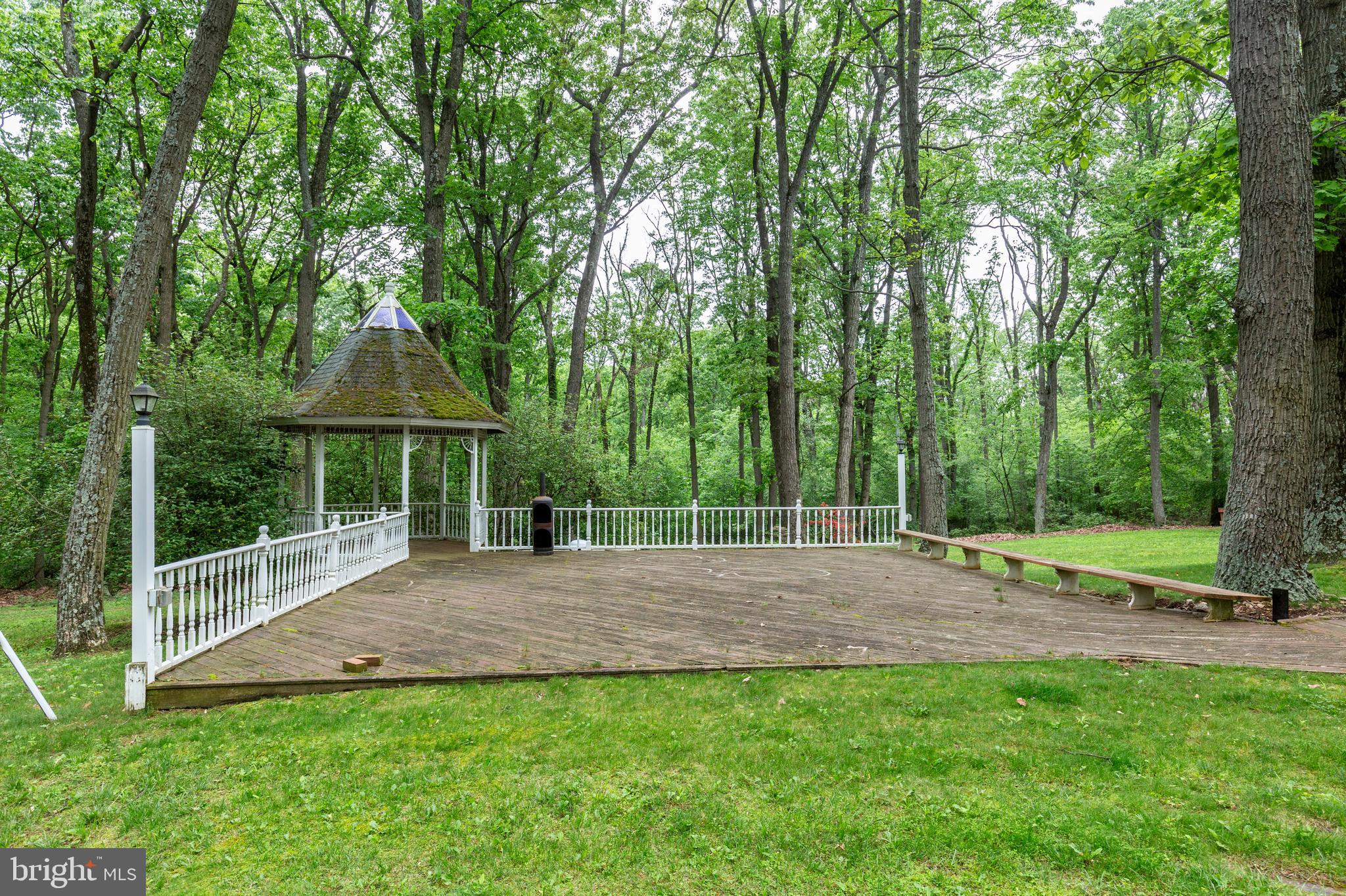 622 Stone Road Westminster, MD 21158 - Photo 8 of 76 HUGE deck area