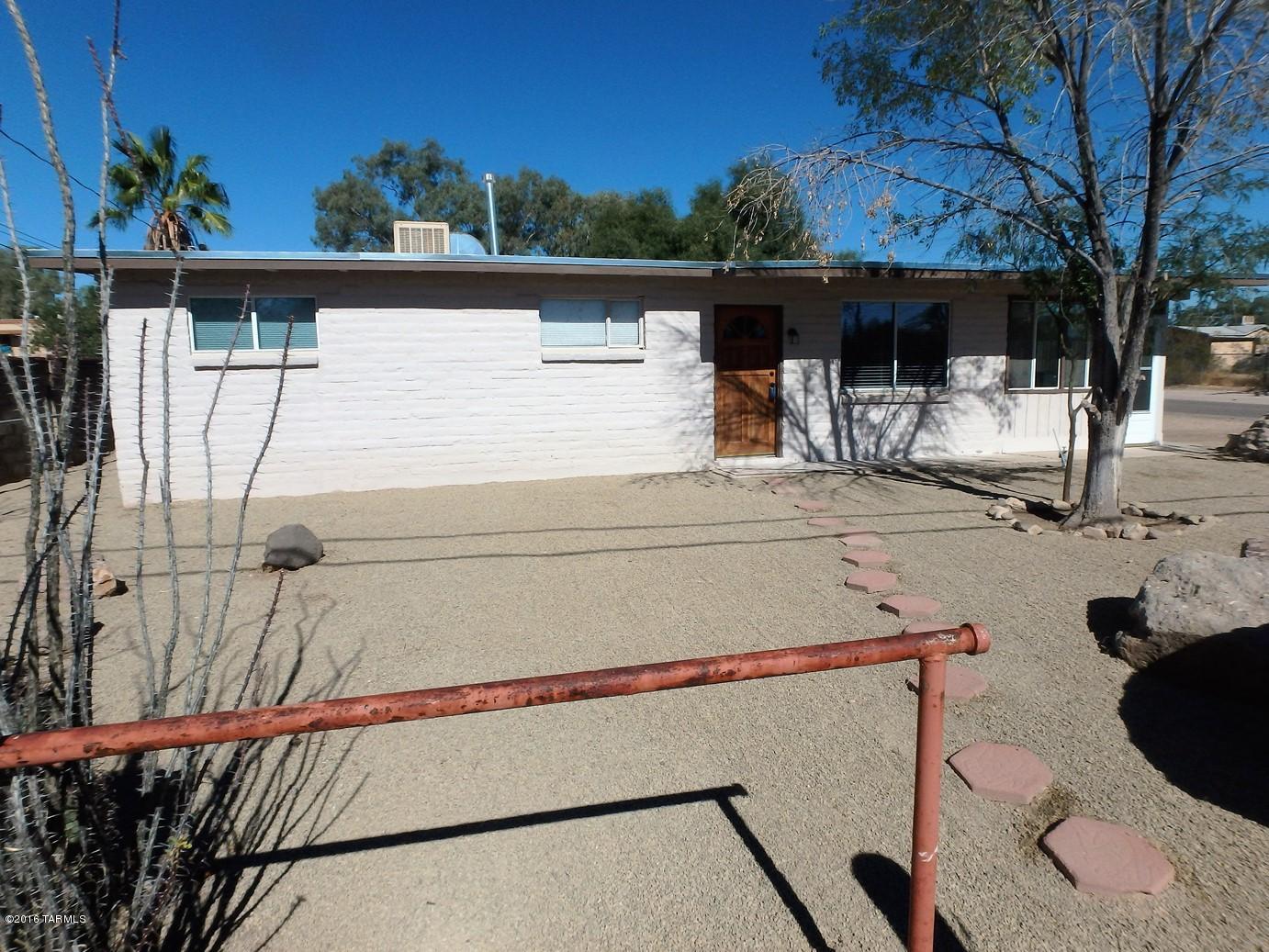 1257 East Milton Road Tucson, AZ 85706 - Photo 2 of 28 Gallery Image 2